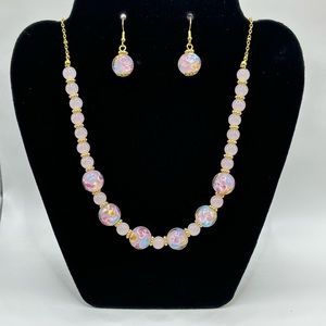 Necklace and earring set